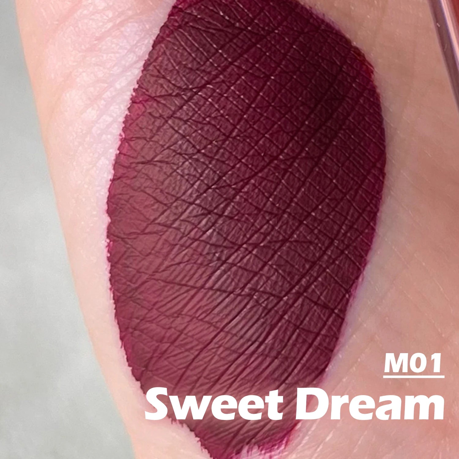 Royal led lips gloss