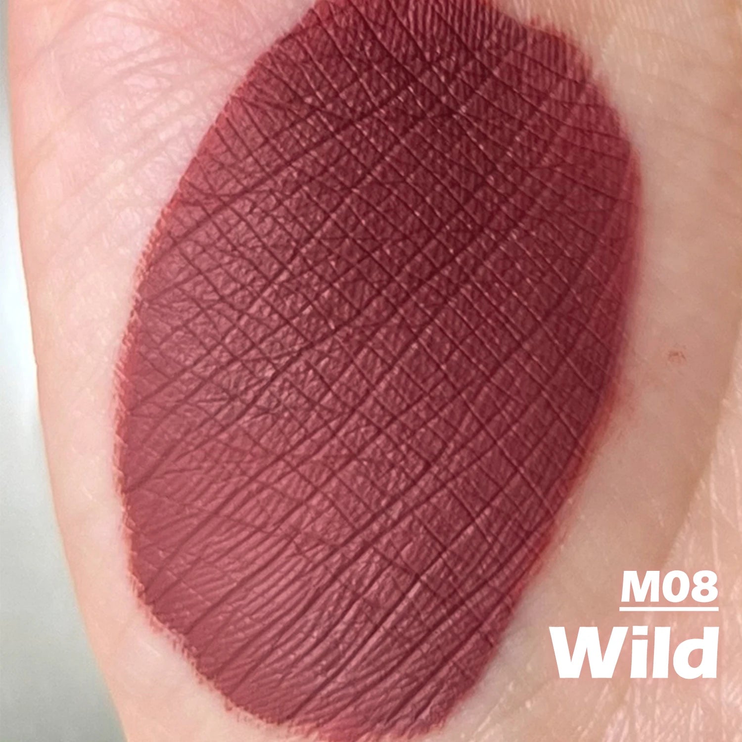 Royal led lips gloss